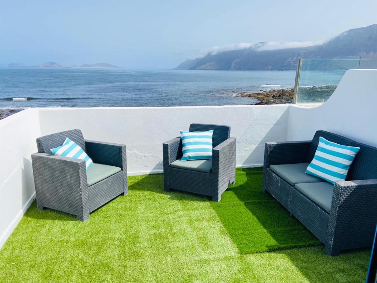 Mirador Del Risco De Famara Apartment Bagian luar foto