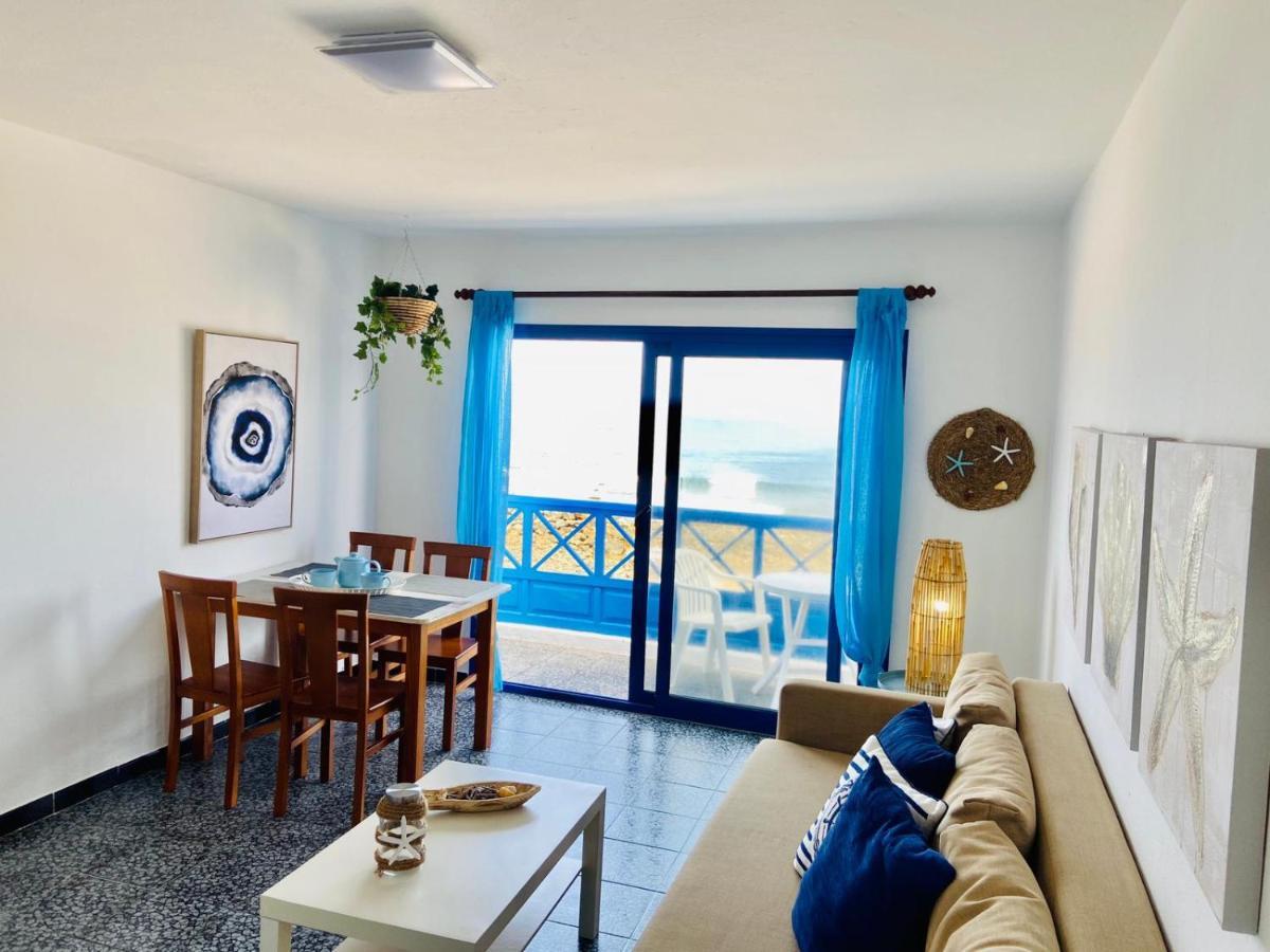 Mirador Del Risco De Famara Apartment Bagian luar foto